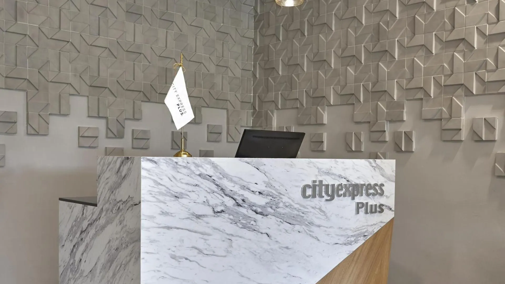 City Express Plus By Marriott Cancun Aeropuerto Riviera Hotel