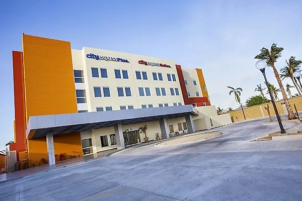 Hotel City Express Plus By Marriott Cancun Aeropuerto Riviera