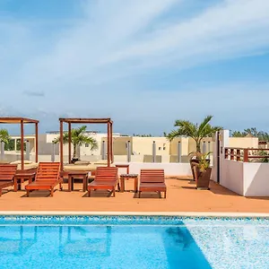 https://casa-del-mar-by-moskito.allrivieramayahotels.com