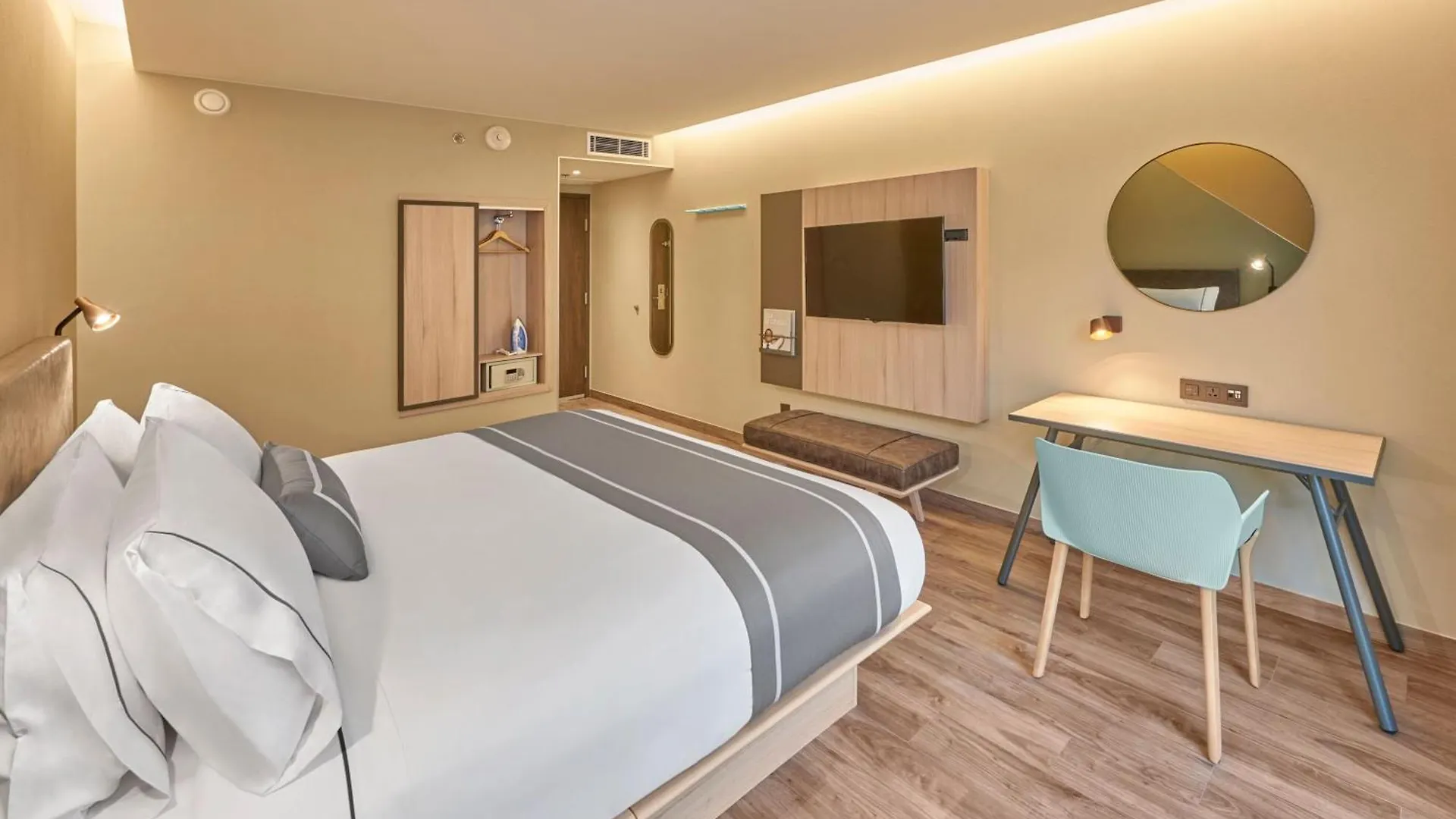 City Express Plus By Marriott Cancun Aeropuerto Riviera Messico