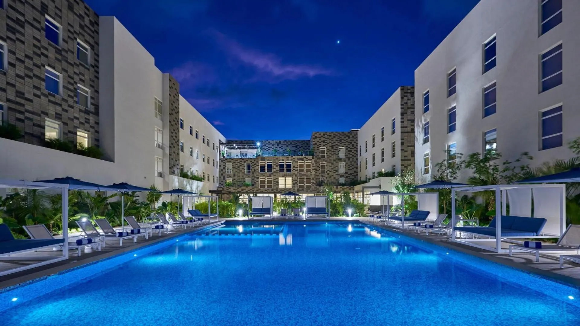 City Express Plus By Marriott Cancun Aeropuerto Riviera 4*,  Messico