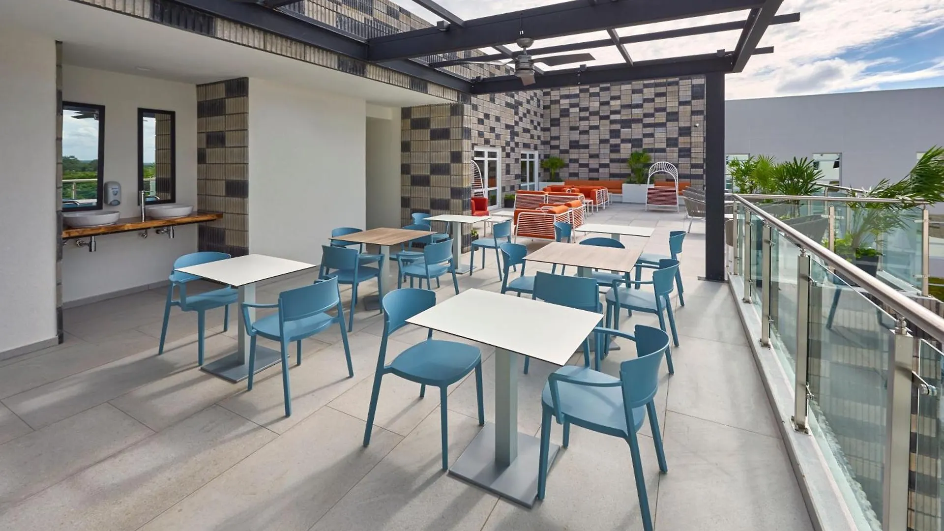 **** Hotel City Express Plus By Marriott Cancun Aeropuerto Riviera Messico