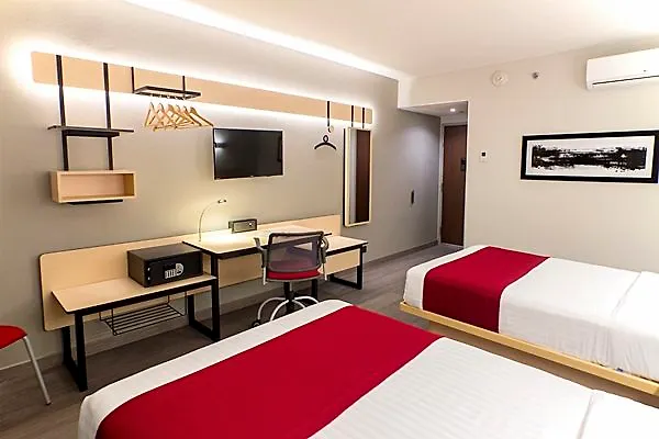 Hotel City Express Plus By Marriott Cancun Aeropuerto Riviera